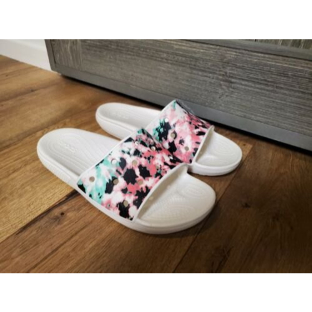 CROCS Classic Tie Dye Mania Slide Men's size 5 / Women's size 7